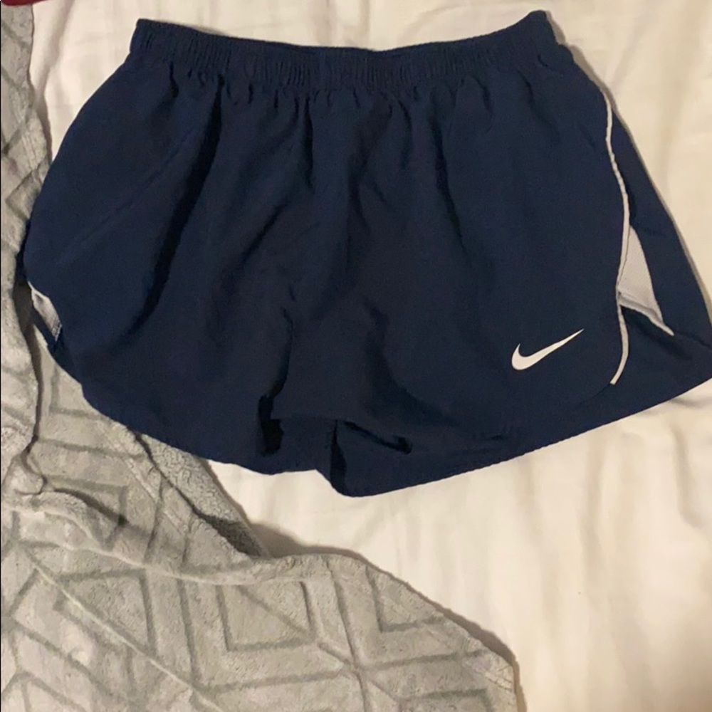 Nike challenger 2 shorts